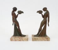 Timed Online Auction: Director's Selection